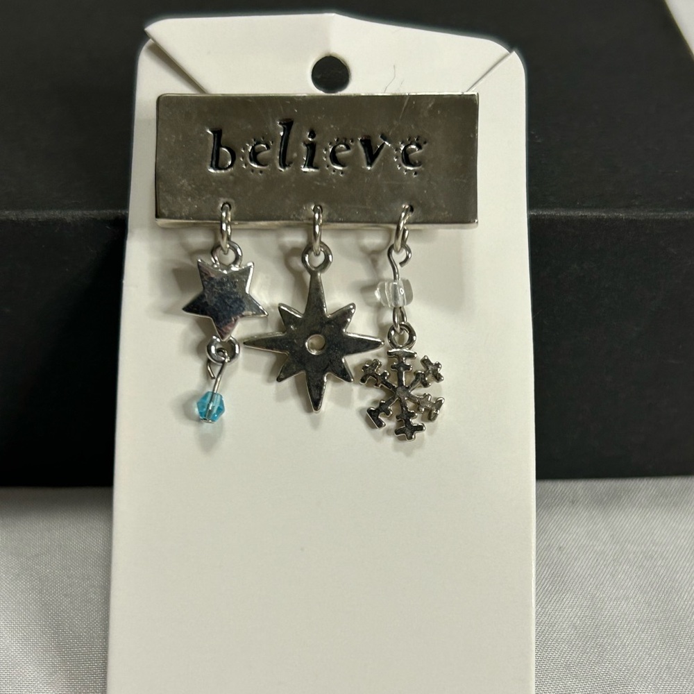 Believe pin brooch with snowflakes